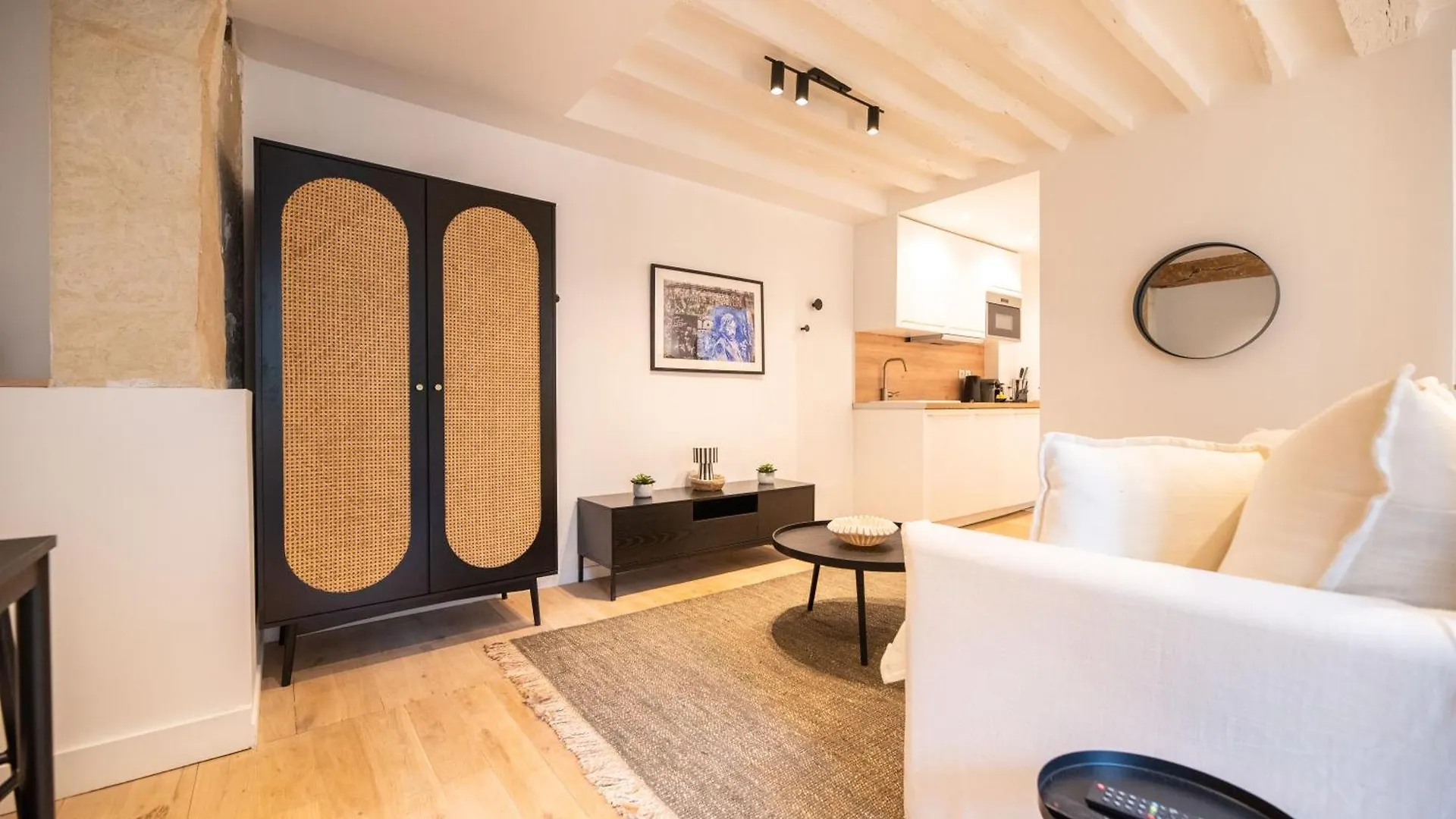 Cosy Nest In Saint Germain Paris